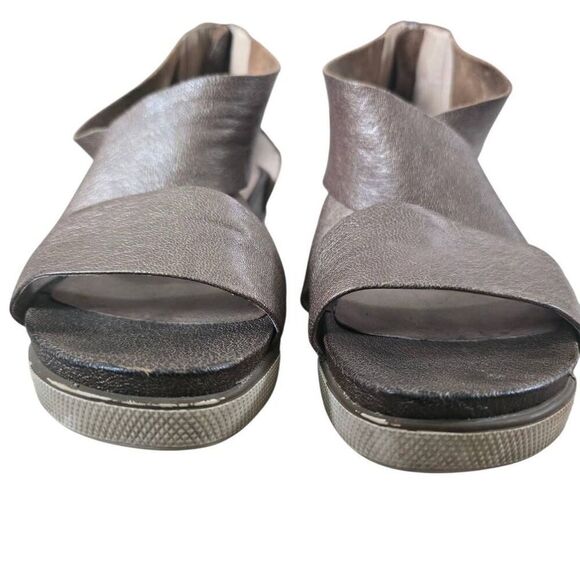 Eileen Fisher Sport Platform Sandals Women's 9.5 Metallic Gold Leather Back Zip - Picture 4 of 9